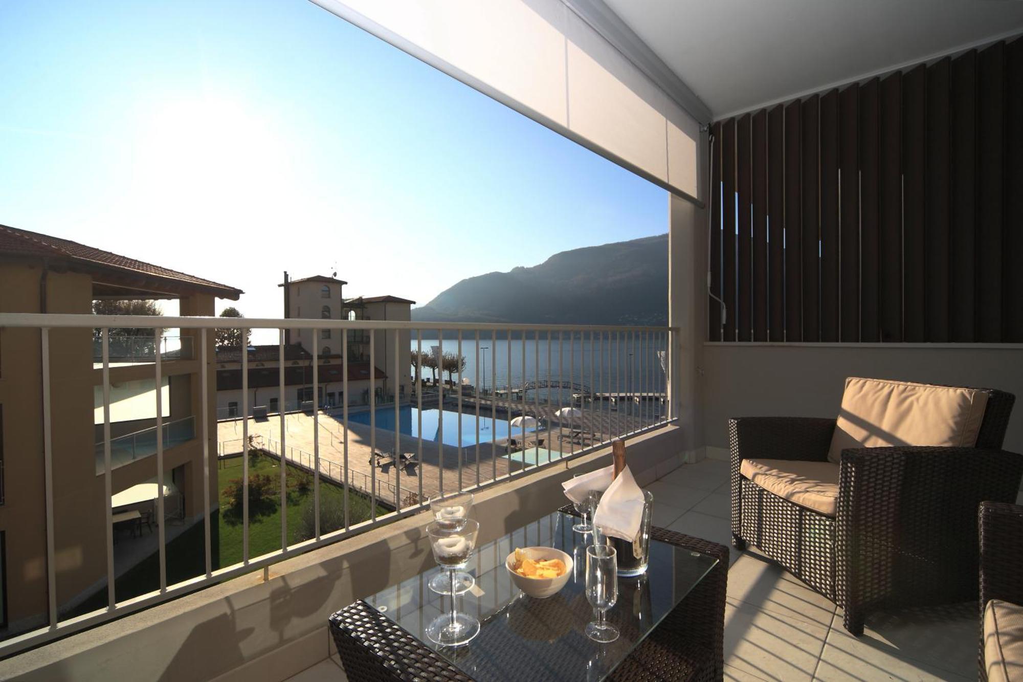 Maccagno Golfo Gabella Lake Resort الغرفة الصورة