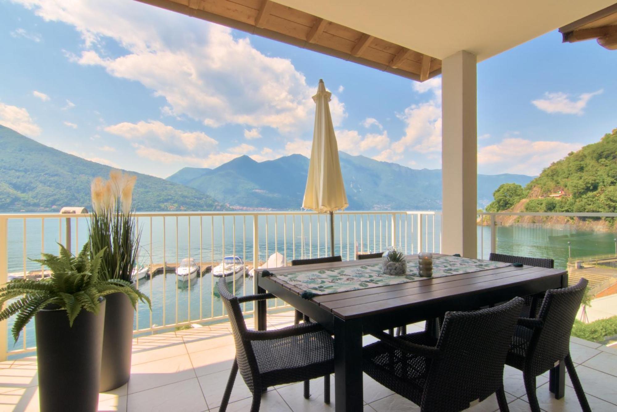 Maccagno Golfo Gabella Lake Resort الغرفة الصورة